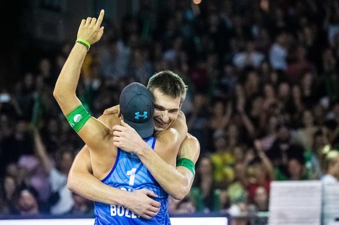 FIVB BeachVolley World Tour Ljubljana 2019 | Vid Jakopin in Tadej Boženk sta vrhunsko formo potrdila tudi v finalu in presenetila favorita Nejca Zemljaka in Jana Pokeršnika. | Foto Grega Valančič / Sportida