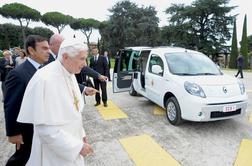 Renaultov električni avtomobil za papeža Benedikta