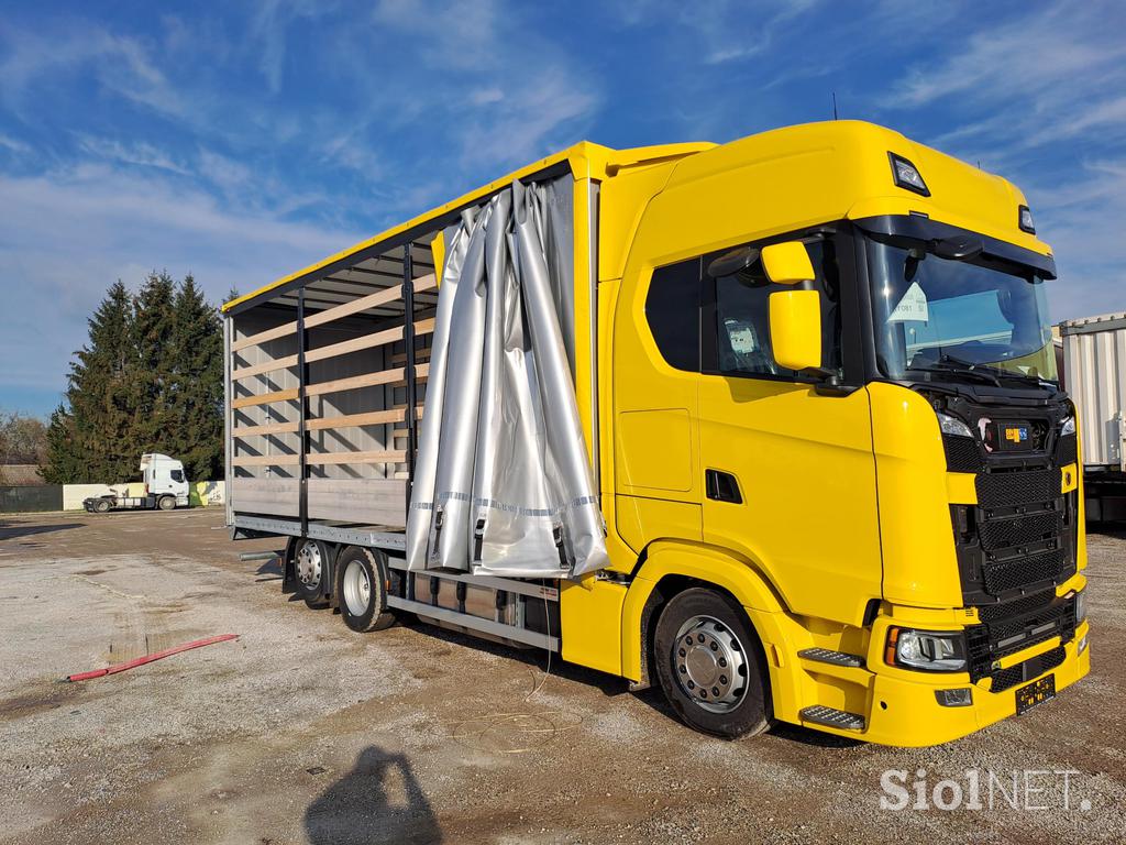 Nadgradnje tovornih vozil s cerado AMK Servis (16)