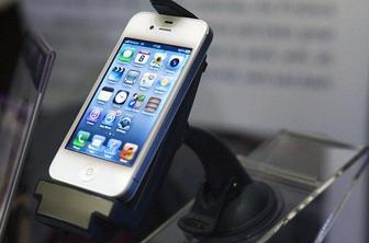 iPhone 5: Prodanih bo več kot 250 milijonov