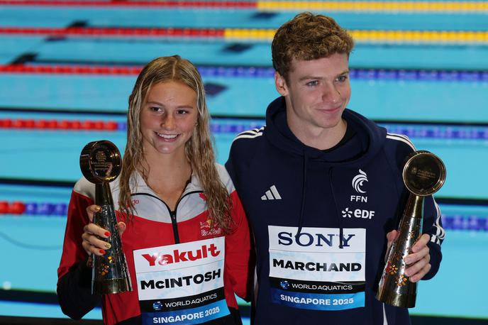 Summer McIntosh & Leon Marchand | Summer McIntosh in Leon Marchand sta bila razred zase na 400 m mešano. | Foto Reuters
