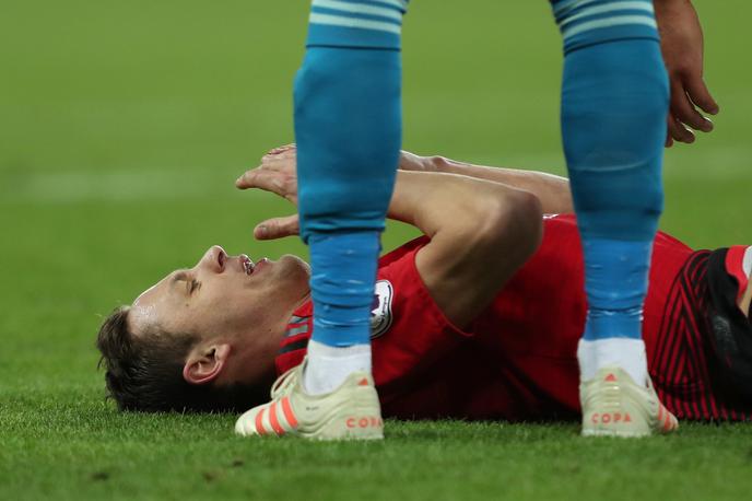 Nemanja Matić | Nemanja Matić nekaj časa ne bo mogel pomagati soigralcem pri Manchester Unitedu. | Foto Reuters