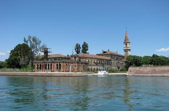 Poveglia, otok duhov v Beneški laguni