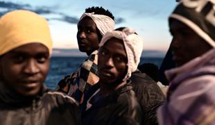 Italija za vzpostavitev humanitarnih koridorjev v EU za prebežnike
