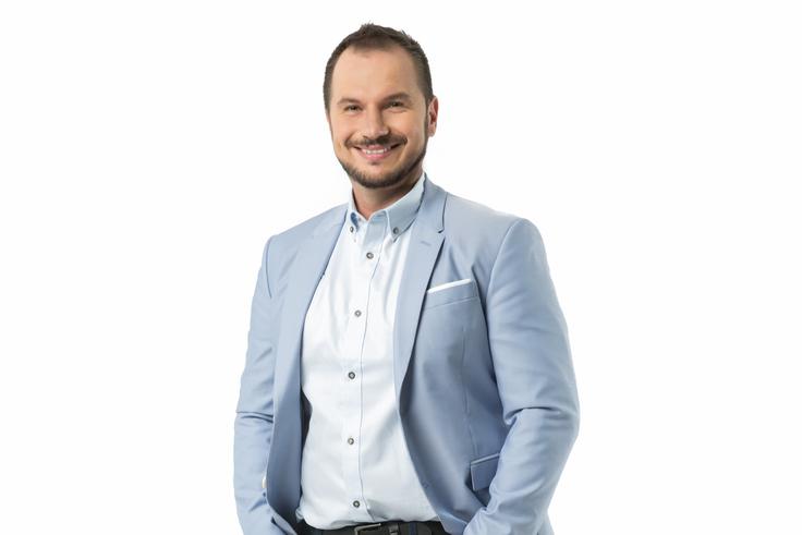 Maja je svojo izbranko pred oltar popeljal Peter Oset. | Foto: Osebni arhiv Modrijanov