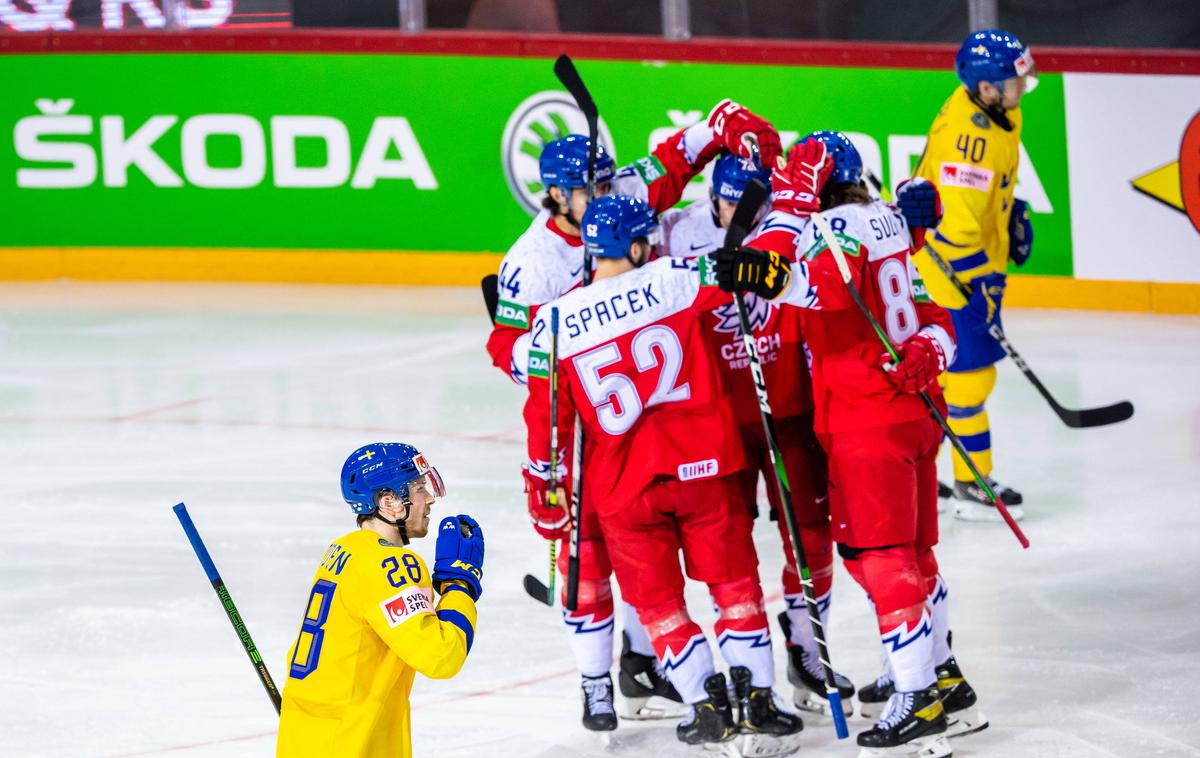 Švedska Češka SP v hokeju 2021 | Čehi so na večerni tekmi po zaostanku z 0:2 proti Švedom v zadnji tretjini priredili preobrat in slavili s 4:2. Tri krone so po štirih obračunih zadnje v skupini. | Foto Guliverimage
