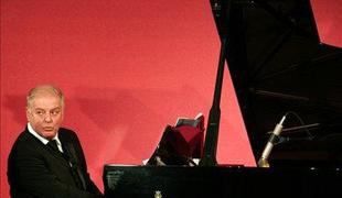 Barenboim v Parizu zmagovito sklenil letošnjo turnejo WEDO