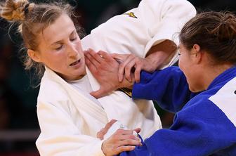 Mednarodna judoistična zveza opozorila trenerja zaradi klofutanja #video