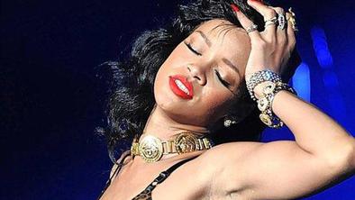 Video: Prihaja Rihannin dokumentarec