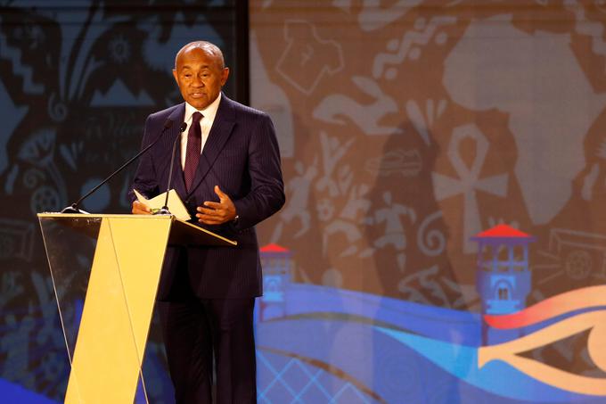 Ahmad Ahmad je sklical izredno sejo izvršnega odbora CAF, na kateri bodo v torek razpravljali o petkovi povratni tekmi afriške lige prvakov. | Foto: Reuters