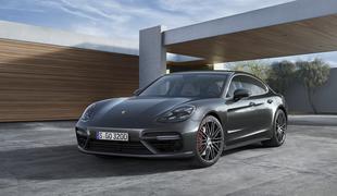 Porsche panamera: porsche, ki bo tudi slovenskim menedžerjem vzbujal slo po ovinkih