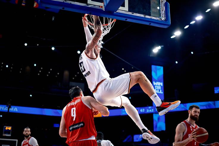 Nemci so na tem prvenstvu še naprej brez poraza. | Foto: FIBA