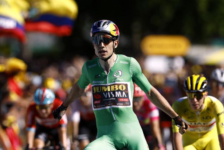 Wout van Aert je bil junak osme etape. | Foto: Reuters