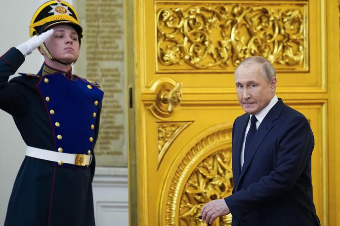 Vladimir Putin v Kremlju | Leta 2012 je Vladimir Putin zagovarjal prostotrgovinsko območje od Dublina do Vladivostoka, zdaj pa spodbuja trditve, da Evropa ogroža Rusijo. | Foto Guliverimage/Vladimir Fedorenko