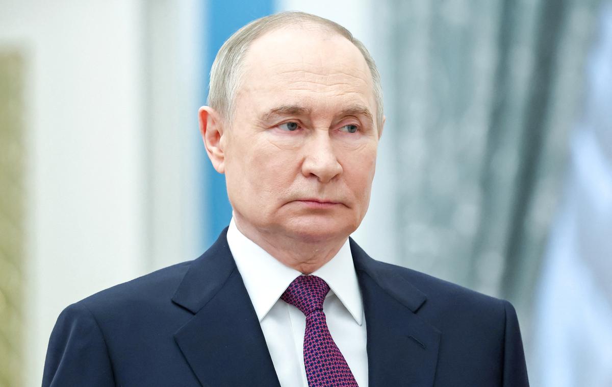 Vladimir Putin | Ozadje pogovora naj bi uradniki dobro poznali, navaja Wall Street Journal.  | Foto Reuters