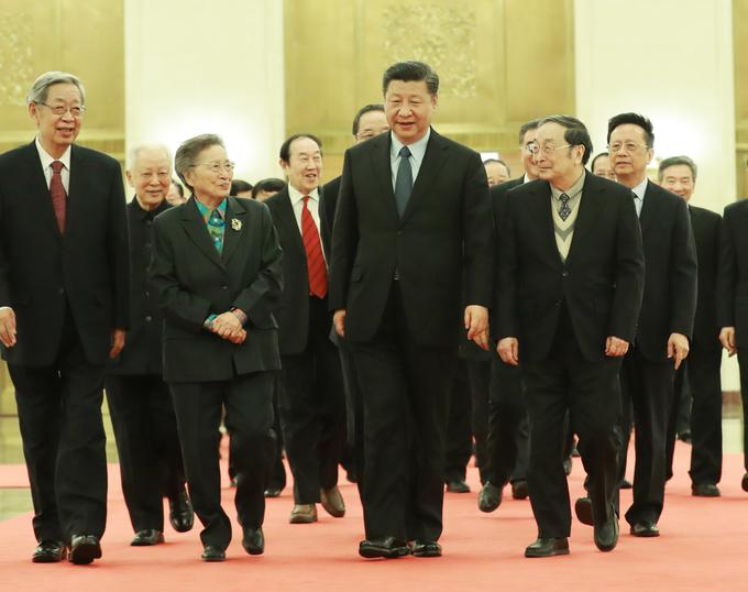 Kitajska pod vodstvom Šija Džinpinga, ki je najmočnejši kitajski voditelj po Mao Cetungu, zadnja leta spet postaja vse bolj avtoritarna. | Foto: Guliverimage