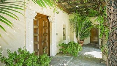 Novi dom Marca Anthonyja ima kar devet kopalnic