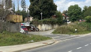 Hišne preiskave v Novem mestu: zasegli pištole, avtomatsko puško in 776 kosov streliva #foto