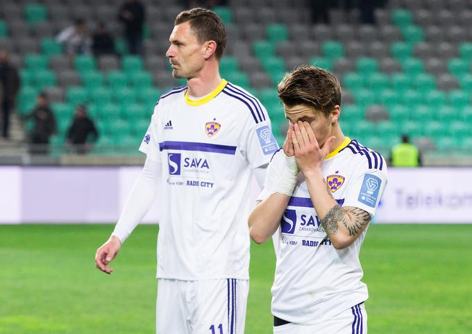 Na zadnji tekmi Maribora se Luka Zahović spet ni vpisal med strelce, je bil pa dvakrat uspešen Milivoje Novaković. | Foto: Vid Ponikvar