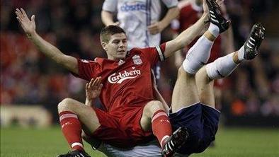 Liverpool v Prago brez kapetana Gerrarda