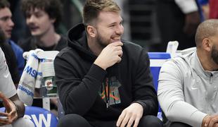 Dallas izgubil proti LA Clippers, Dončić tekmo spremljal s klopi