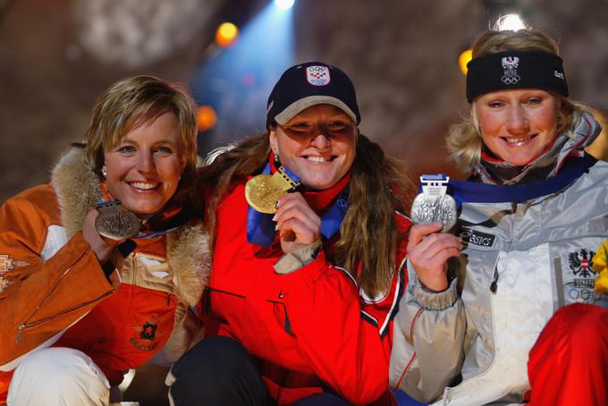 Janica Kostelić se je na praznik zaljubljencev v Salt Lake Cityju veselila zlate olimpijske medalje v kombinaciji.  | Foto: Getty Images