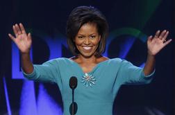Michelle Obama s slogom, ki podpira njeno vsebino