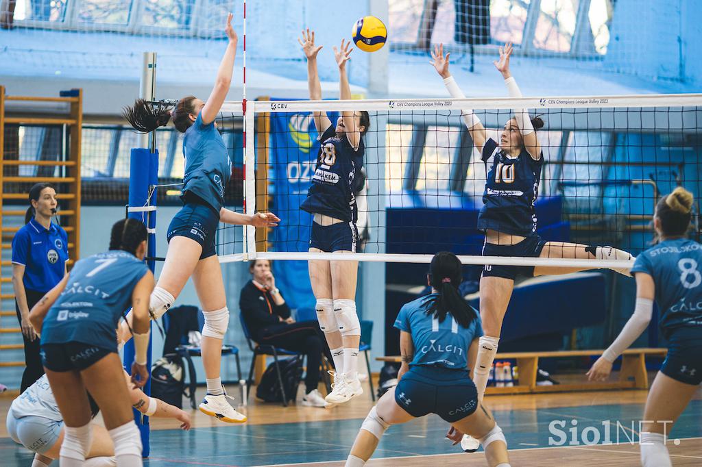 Calcit Volley : Formis, polfinale državnega prvenstva