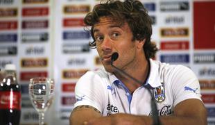 Urugvajski kapetan se po Suarezovi kazni počuti nemočnega