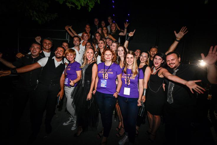 Perpetuum Jazzile pred odhodom na oder z ekipo Europarka  (Foto: Marko Pigac) | Foto: 