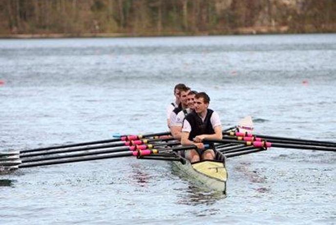 Božič in Rodela v repasaž, ostale posadke v polfinale