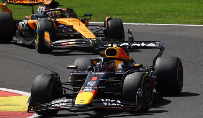 Zvit načrt, da je Verstappen na šprintu premagal McLarna