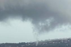 Pod vodo Tartinijev trg v Piranu, mestno jedro Izole in Portorož. Nad Hrvatini mini tornado. #animacija