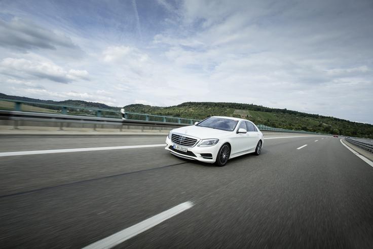 Motorje nove generacije bo v letu 2017 najprej dobil razred S. | Foto: Mercedes-Benz
