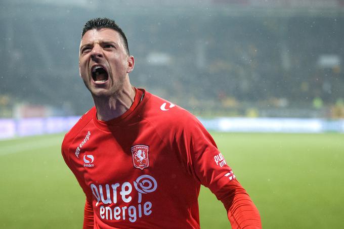 V Twente je prestopil pred dvema letoma in od takrat zanj odigral 34 tekem, zabil pa 12 golov. Tudi na Nizozemskem je bil zaradi hude poškodbe odsoten eno leto. | Foto: Getty Images