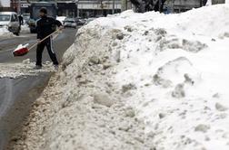 V Srbiji petmetrski snežni zameti, na Hrvaškem razglasili naravno nesrečo