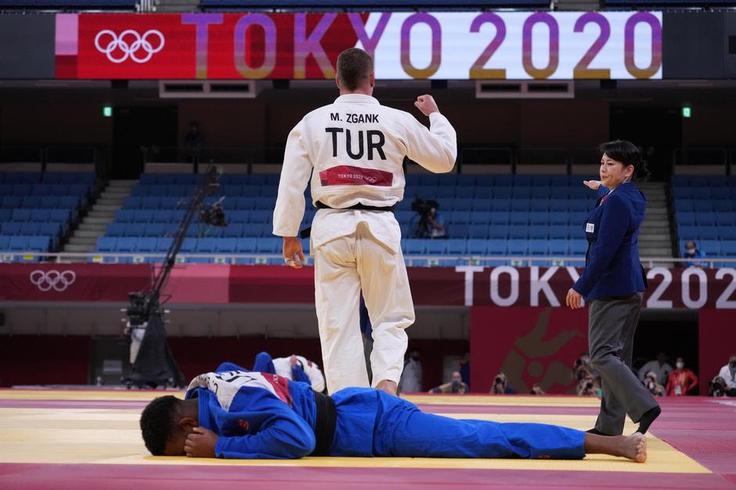 Na olimpijskih igrah v Tokiu je osvojil 5. mesto. | Foto: osebni arhiv/Lana Kokl