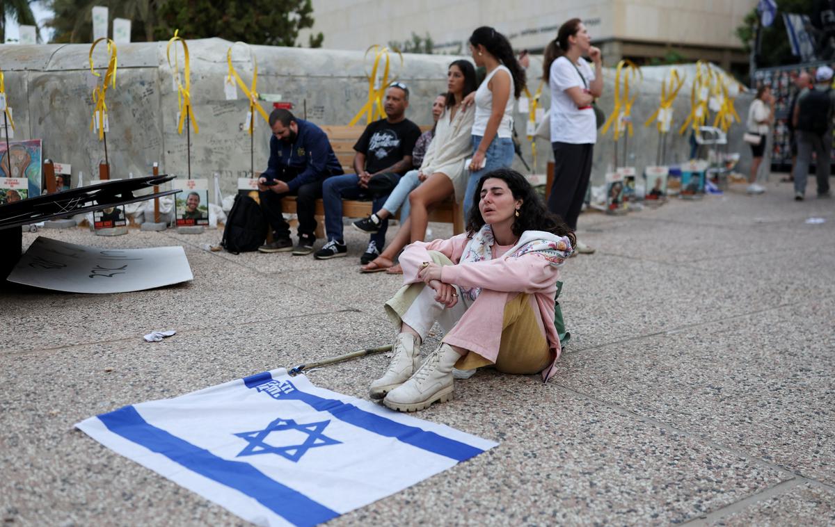 Gaza Izrael premirje izpustitev talcev | Izraelska vojska je danes izvedla zračne napade na jugu Gaze in pojasnila, da so ti sledili napadom palestinskih borcev na njihove sile.  | Foto Reuters