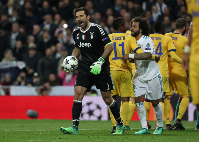 Razočaranje nogometašev Juventusa po Pirovi zmagi v Madridu (3:1) še vedno dviguje prah. Ne le med nogometnimi, ampak tudi drugimi športnimi navdušenci. | Foto: Reuters
