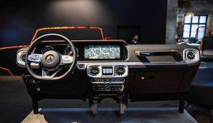 Mercedes-Benz razred G: kockasta ikona po brezpotjih odslej z moderno notranjostjo