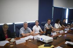 Zdravniki bodo Pahorja prosili za pomilostitev zdravnice, ki mora v zapor