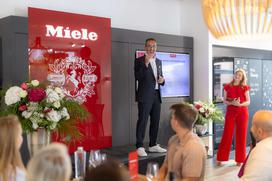 Miele25-0035_1200