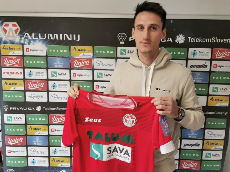 Kidričane je na derbiju začelja v Sežani v vodstvo popeljal Klemen Bolha. | Foto: NK Aluminij