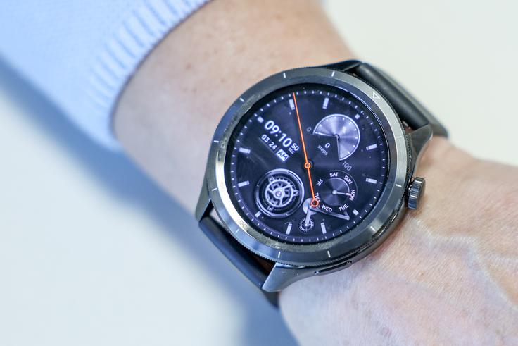 Akumulator pametne ure Xiaomi Watch S4 bo ob zmerni rabi poskrbel za več kot en teden neprekinjene uporabe. | Foto: Ana Kovač