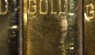 Cene zlata naj bi letos presegle 2000 dolarjev