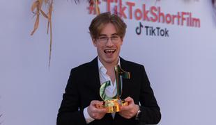 Senzacija TikToka: mladi Slovenec v Cannesu osvojil glavno nagrado
