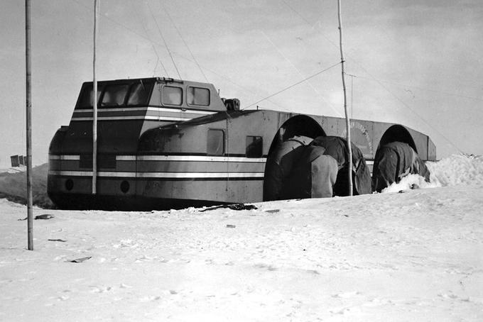 Tako so ga označili, da so ga kasneje še lahko našli. Zadnji so tovornjak videli leta 1958. | Foto: Thomas Hilmes/Wikimedia Commons