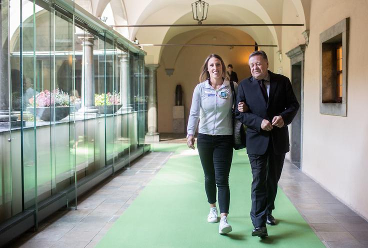 Zoran Janković, župan Ljubljane, je prepričan, da bo Andreji Klepač v Singapurju uspelo priti do vrhunskega rezultata. | Foto: Vid Ponikvar
