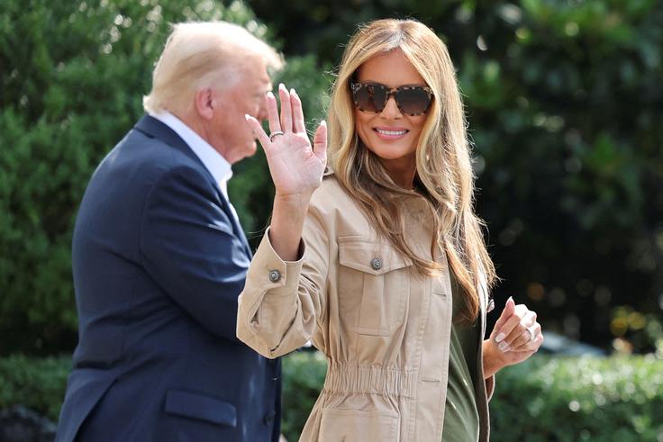  "Mislim, da veliko ljudi podcenjuje, kako normalen par sta. (...) Posluša jo in išče njen nasvet," je o zakoncih Trump povedal vir. | Foto: Reuters