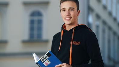 Slovenski dijak, ki žanje uspehe na mednarodnih znanstvenih tekmovanjih #video